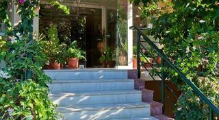 Ekavi Hotel 3*