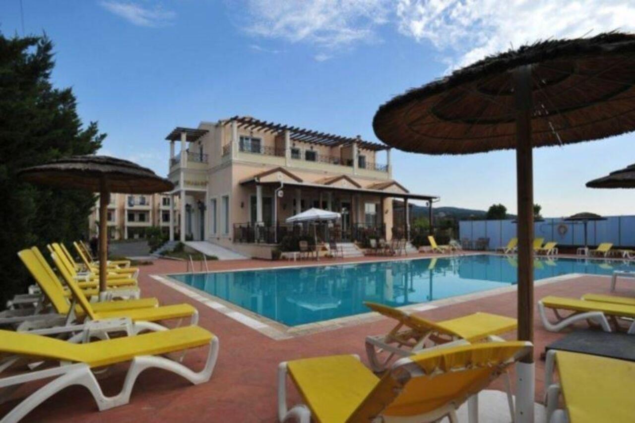 Thinalos Acharavi (Corfu)