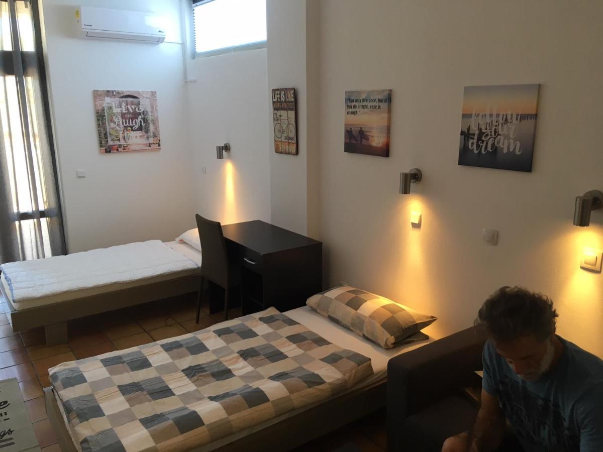 Anissaras Aparthotel