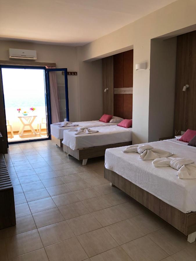 Taverna Akrogiali Hotel Loutro