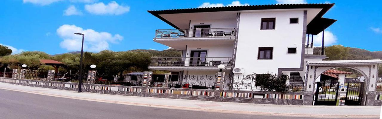 House Anna Houhlia Apartment