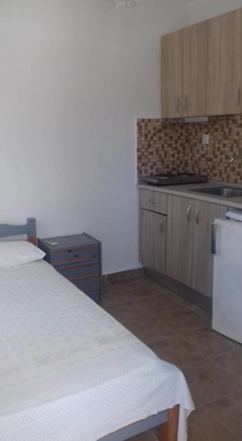 Apartment House Anna Houhlia