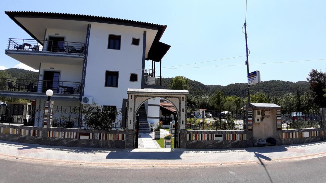 House Anna Houhlia Apartment