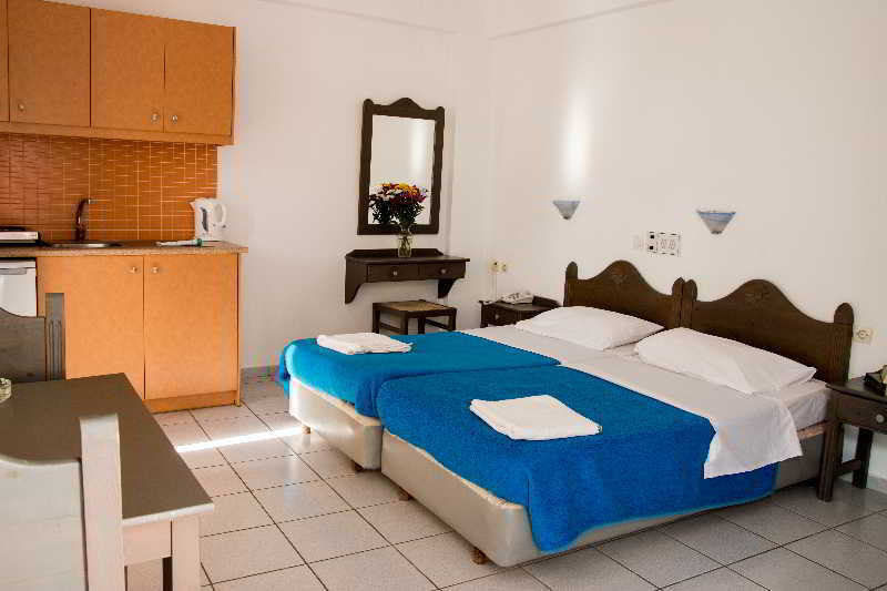 Aparthotel Iliana 2*