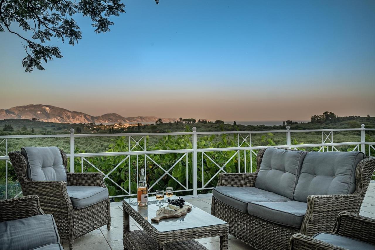 Natura Prive Swimming Pool Villa *