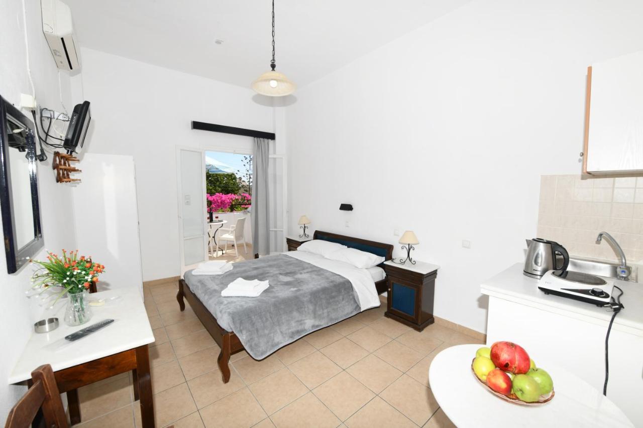 Sunflower 3* Kamari (Santorini)
