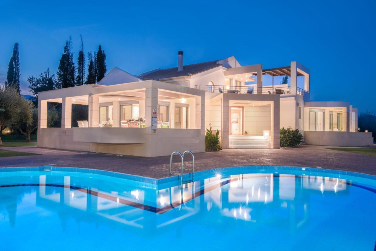 Villa Astarte Villas - Istar Villa With Tennis Court Makhairadhon