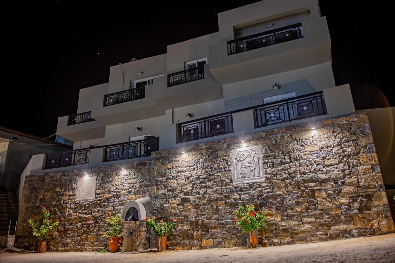 Kavousanos Aparthotel