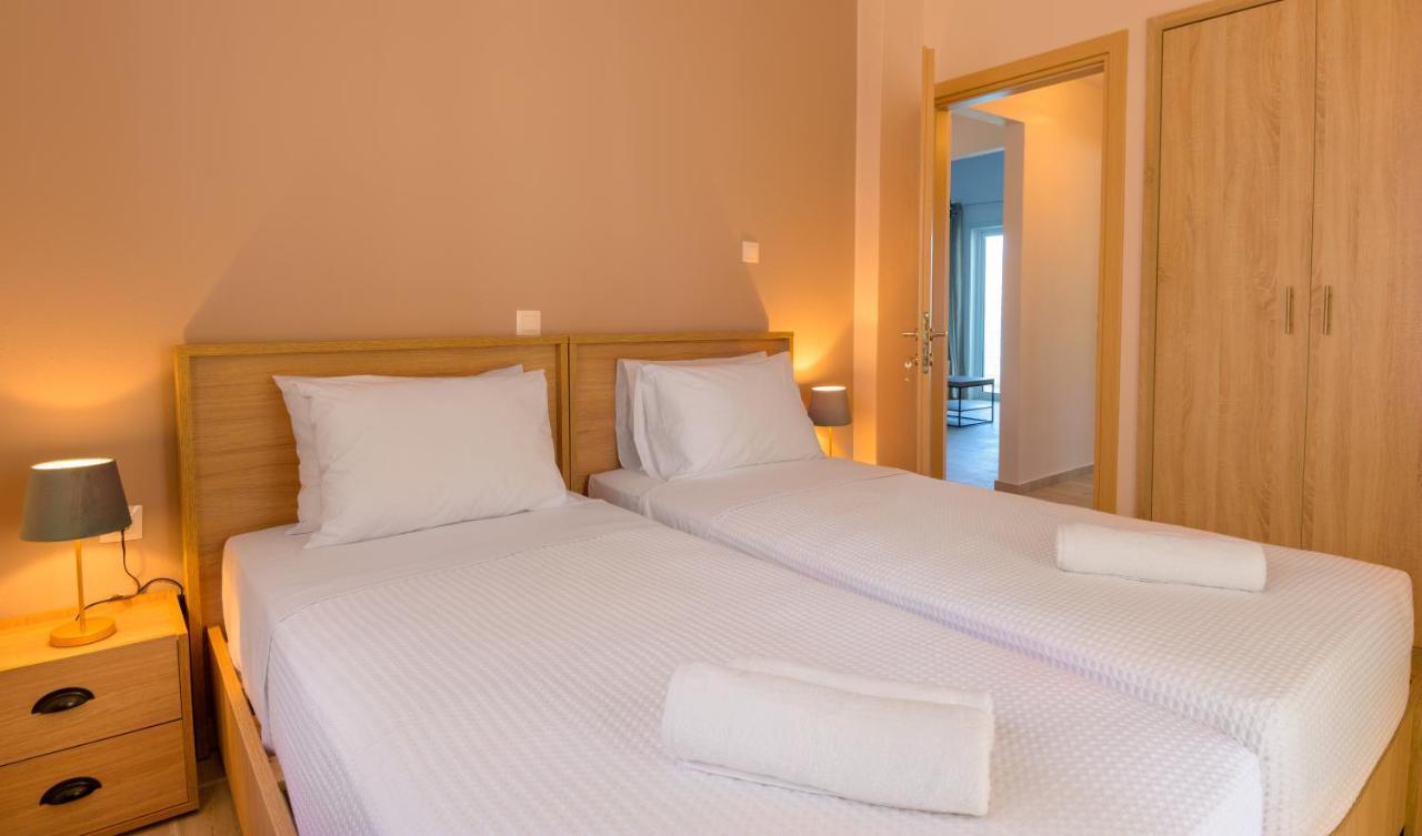 Margarita's Seafront Luxury Apartment *