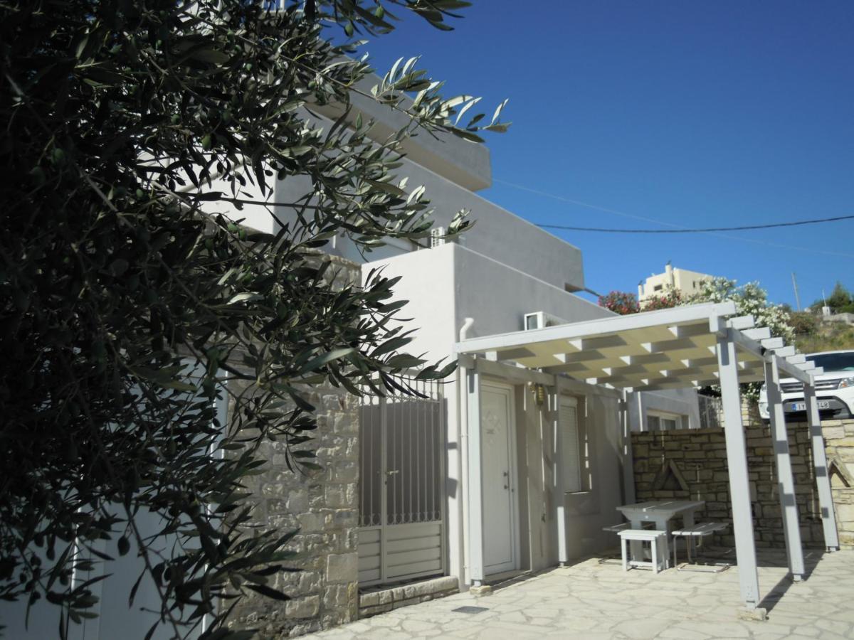 Petaloudes 2 Apartment Kamilari