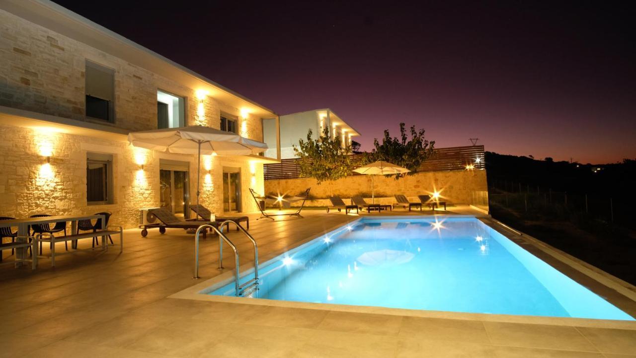 Eva West And East With 2 Private Infinity Pool & And Panoramic Sea View Villa *