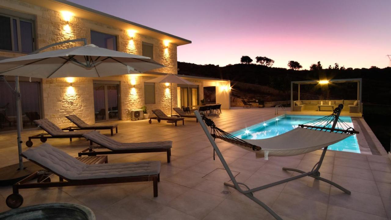 Eva West And East With 2 Private Infinity Pool & And Panoramic Sea View *