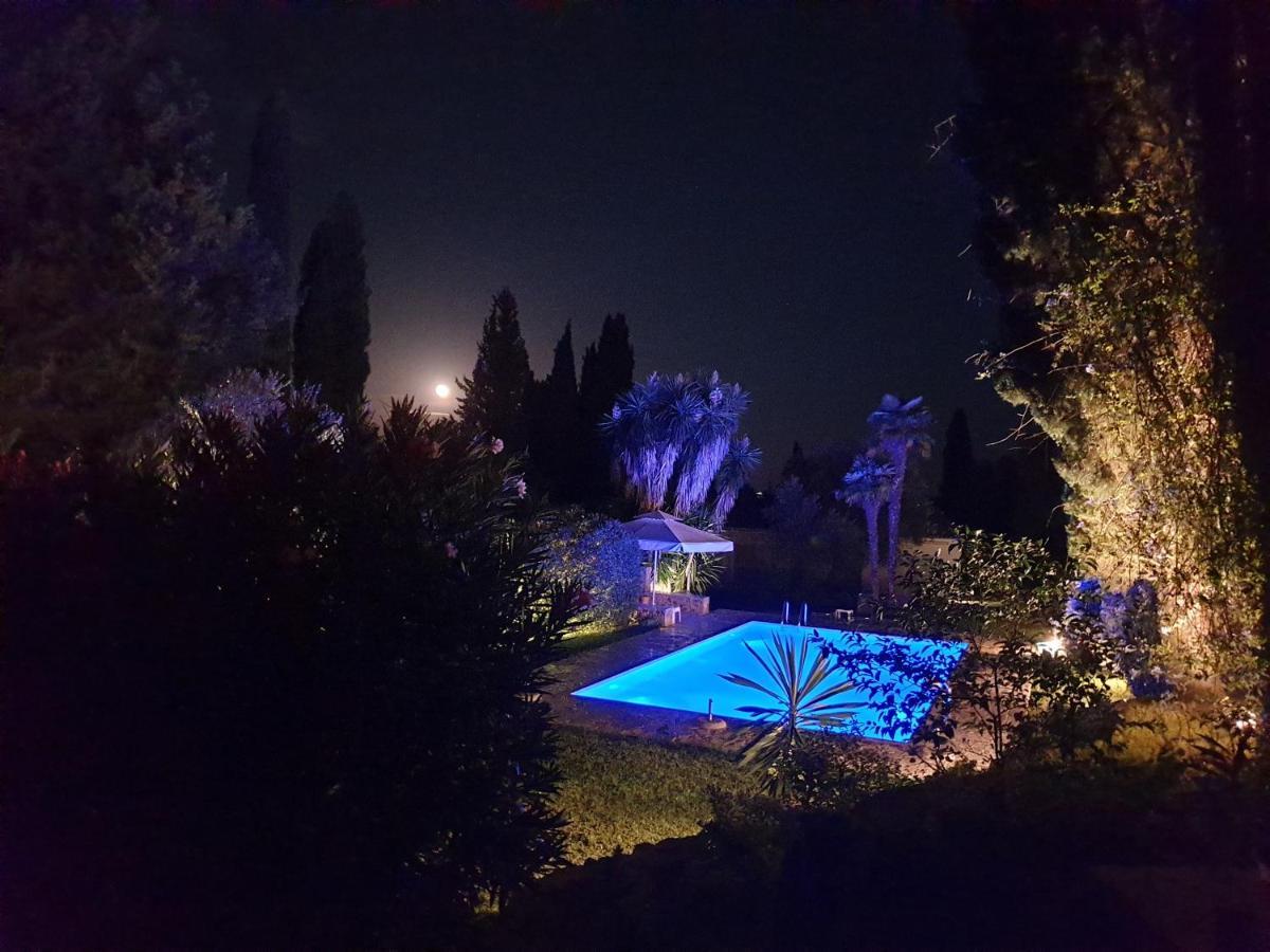 Villa Candela Evropouloi