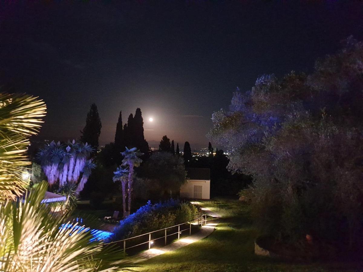 Candela Villa Evropouloi