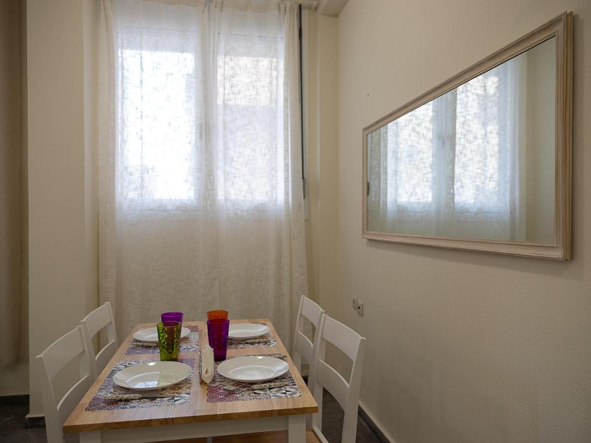 Luxury Apts Center Apartment *