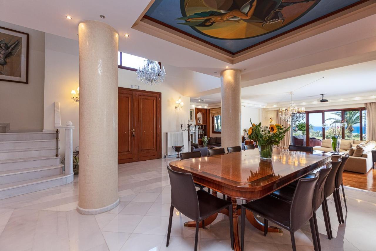 Palm Hill Villa, Royal Retreat, By Thinkvilla * Xiron Khorion