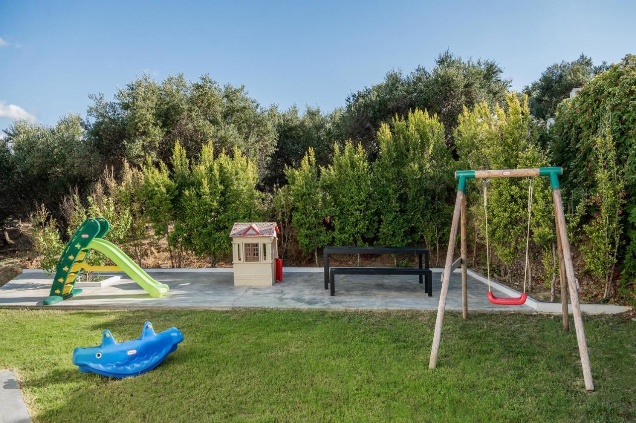 Apartment Life Agia Marina (Crete)