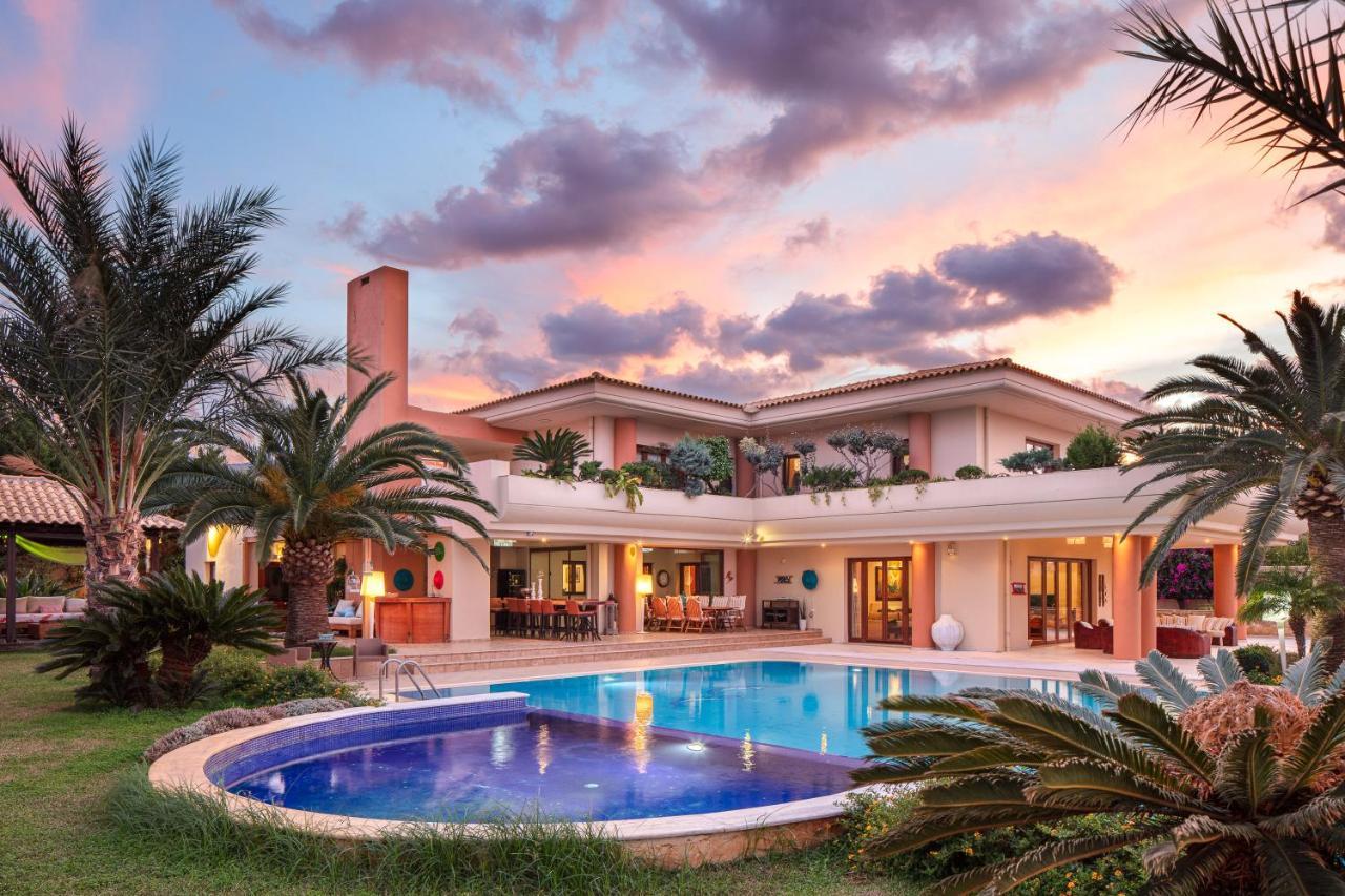 Villa Palm Hill Villa, Royal Retreat, By Thinkvilla *