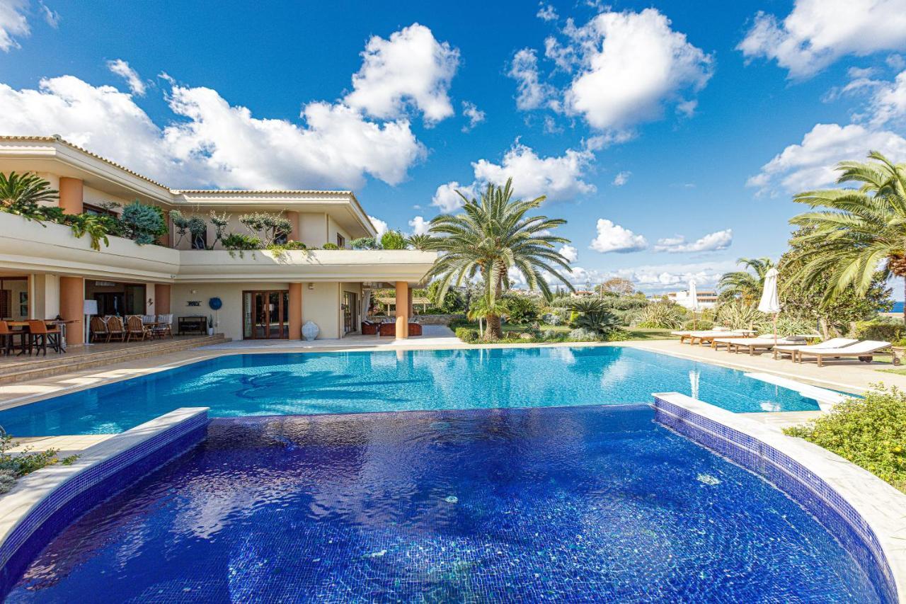 Palm Hill Villa, Royal Retreat, By Thinkvilla * Xiron Khorion