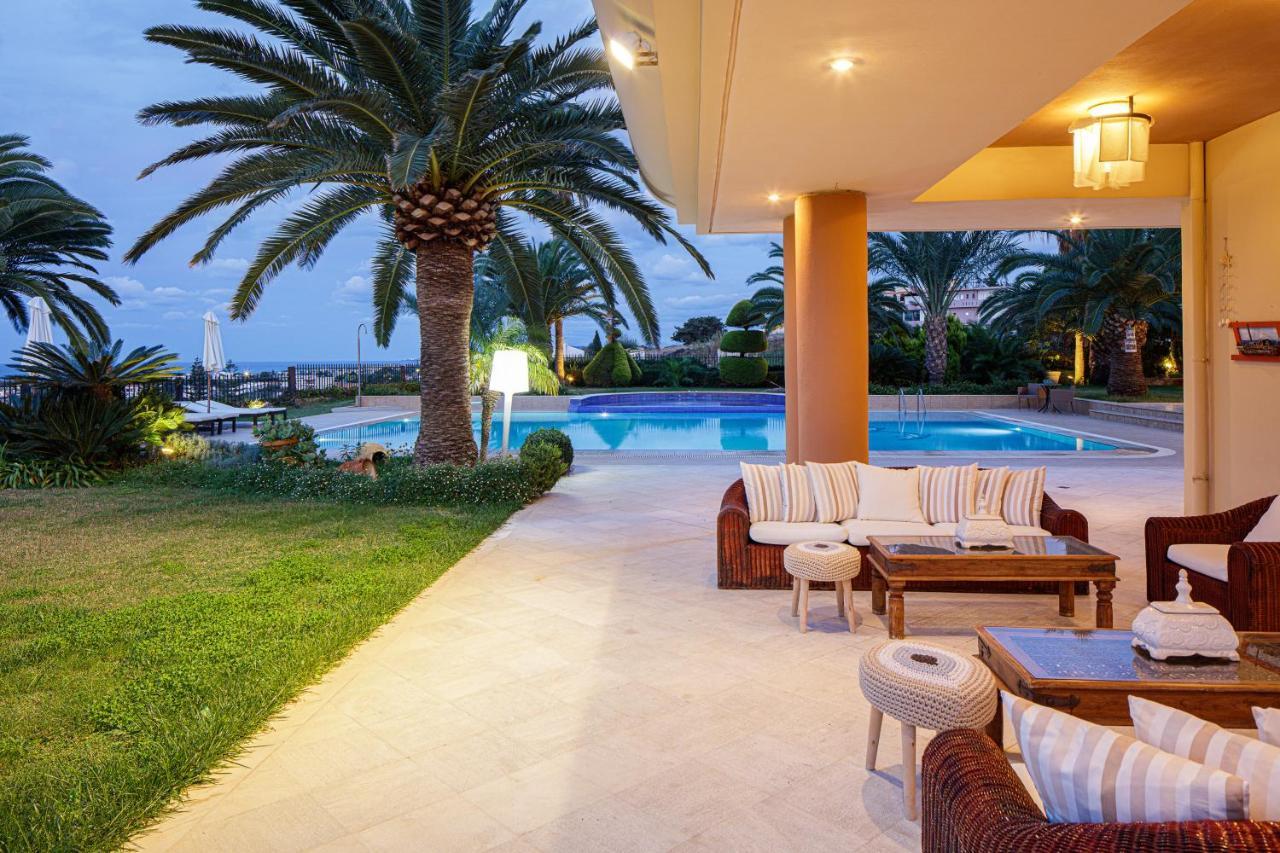 Villa Palm Hill Villa, Royal Retreat, By Thinkvilla *