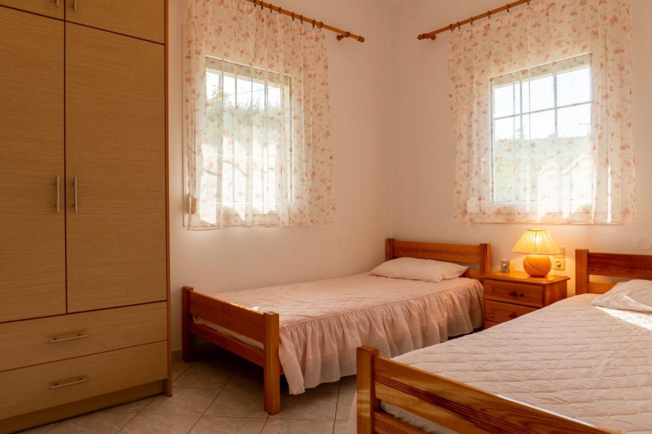 Garden House, Kalamaki Holiday home