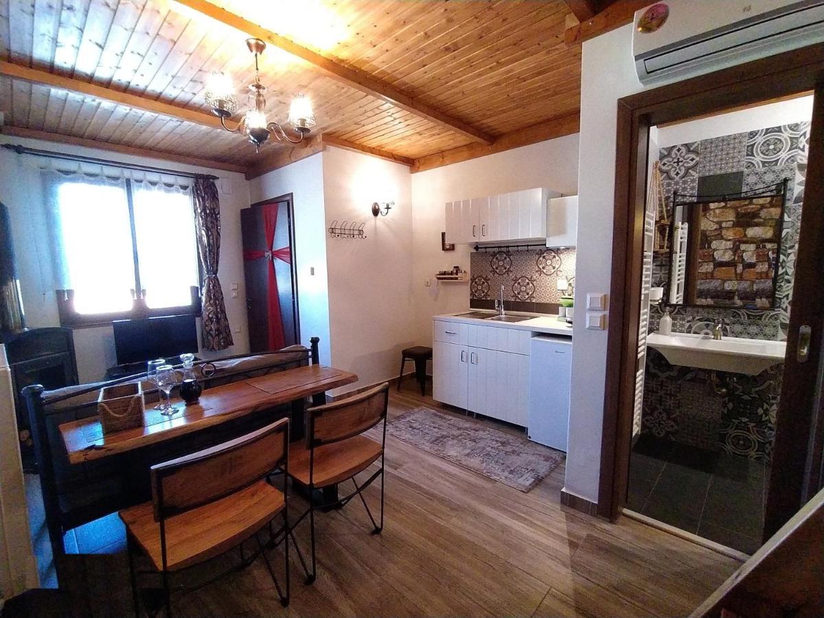 Rustic House Apartment Embonas