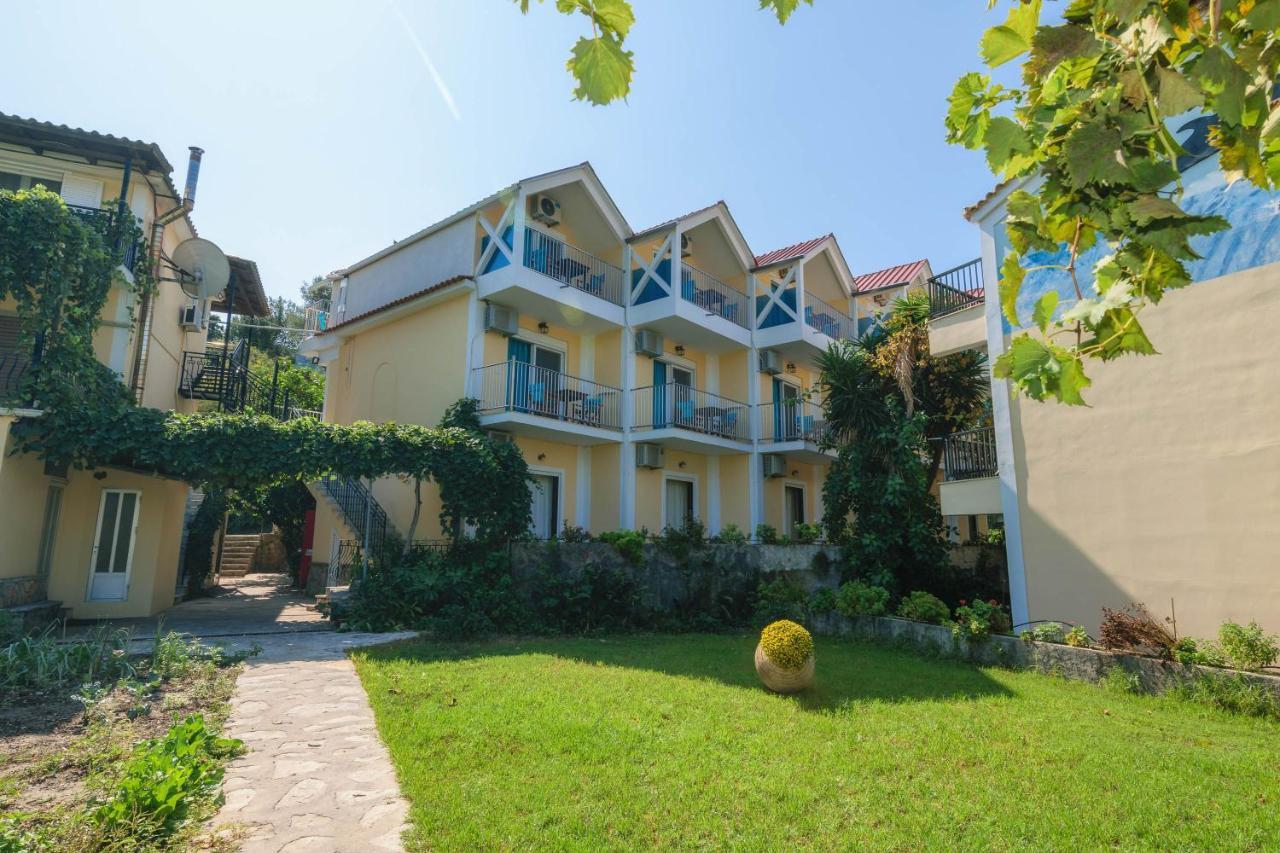 Aparthotel Timotheos