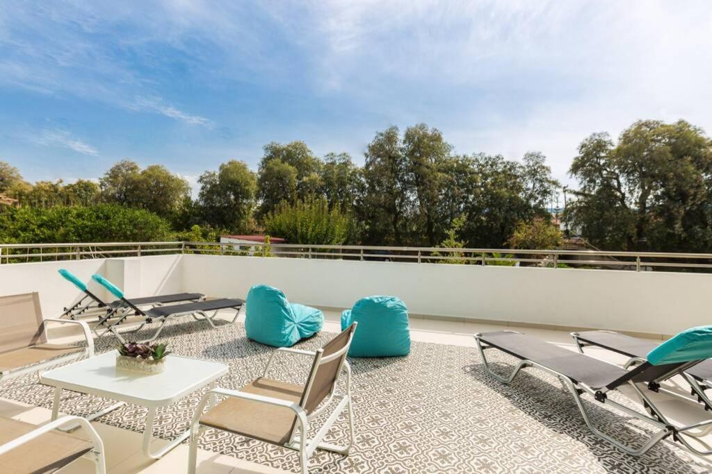 Adelhome - Sea View & Walking Distance To Beach! *