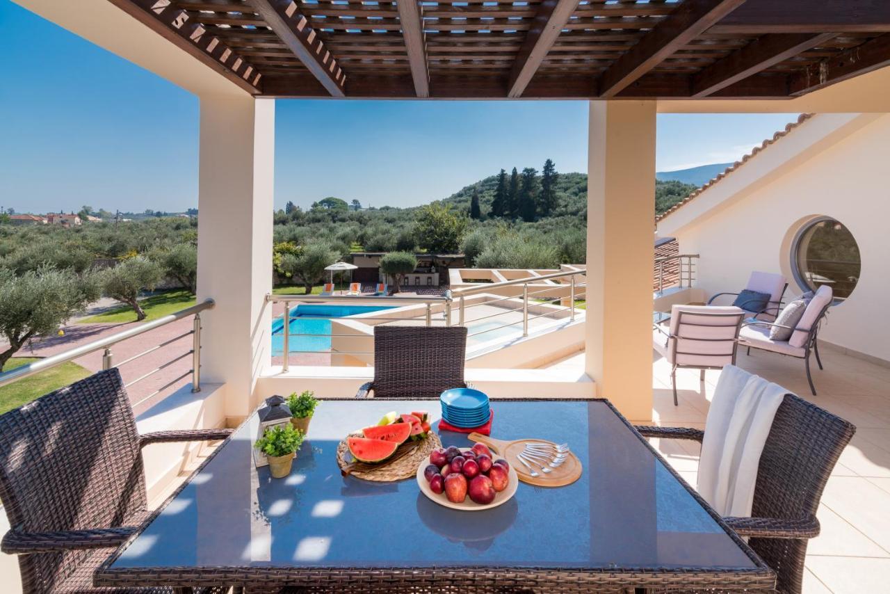 Astarte Villas - Istar Villa With Tennis Court Makhairadhon