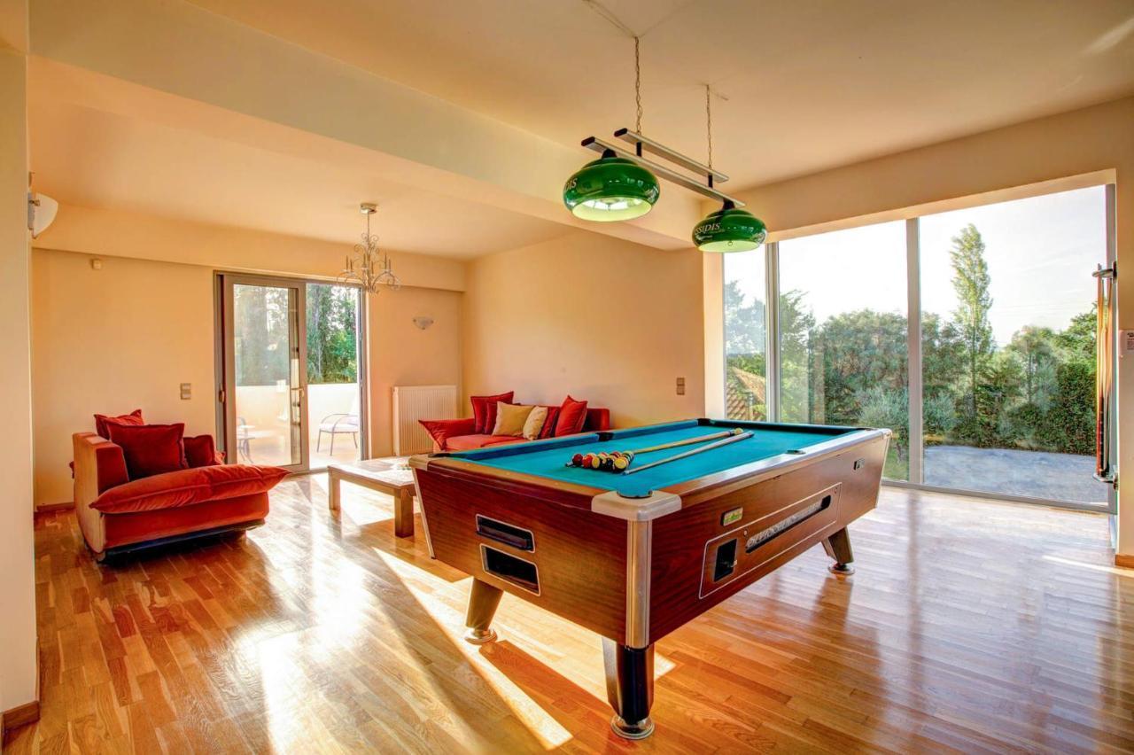 Astarte Villas - Istar Villa With Tennis Court * Makhairadhon