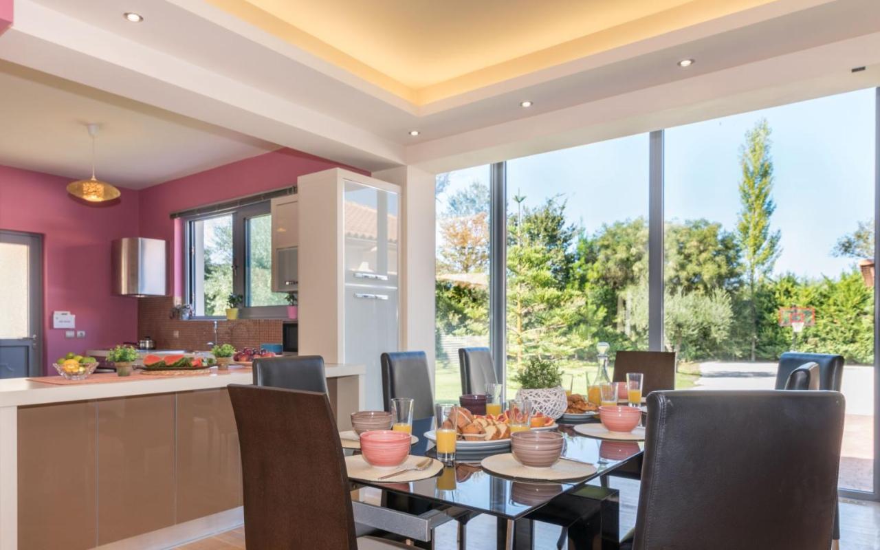 Astarte Villas - Istar Villa With Tennis Court Villa Makhairadhon