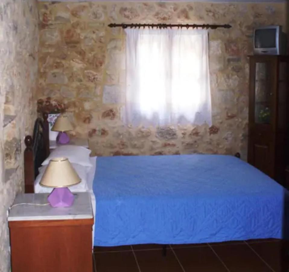 Villa Electra Stone Villa Roumeli