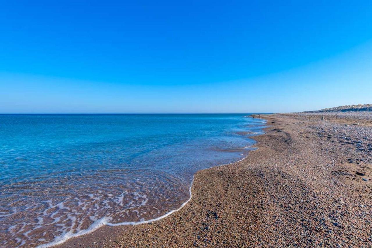 Villa Seashore Beachfront