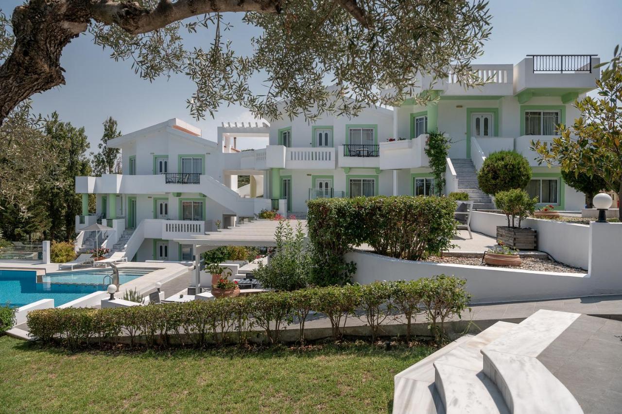 Apartment Life Agia Marina (Crete)