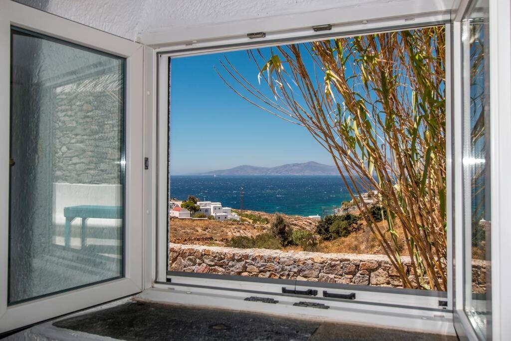 Lilly's Seaview Mykonos Town