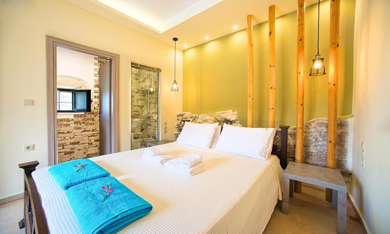 Villa Villa Cretan View With Heated Swimming Pool Patima