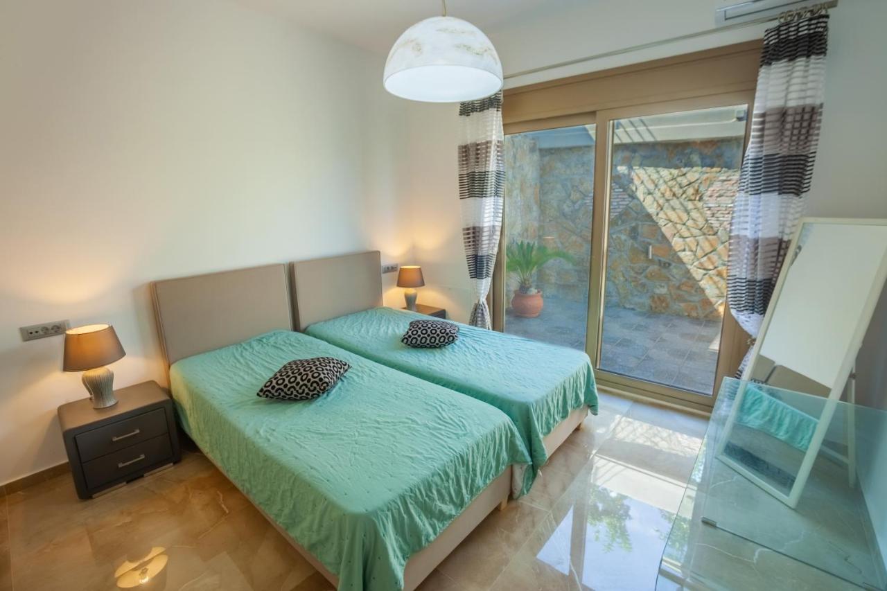 Aparthotel Kavousanos Istro