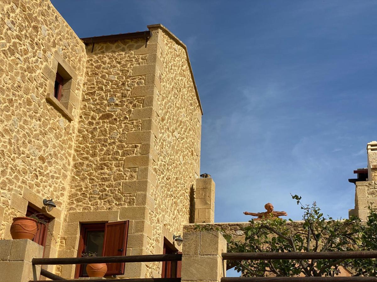 Arialkis - αριαλκίσ Villa Kondomarion