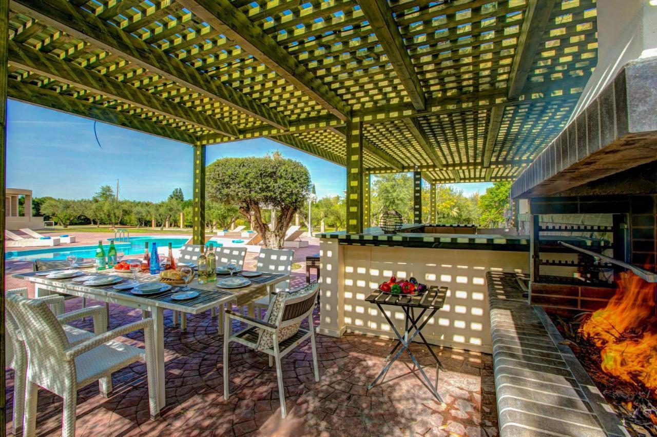 Astarte Villas - Istar Villa With Tennis Court Makhairadhon
