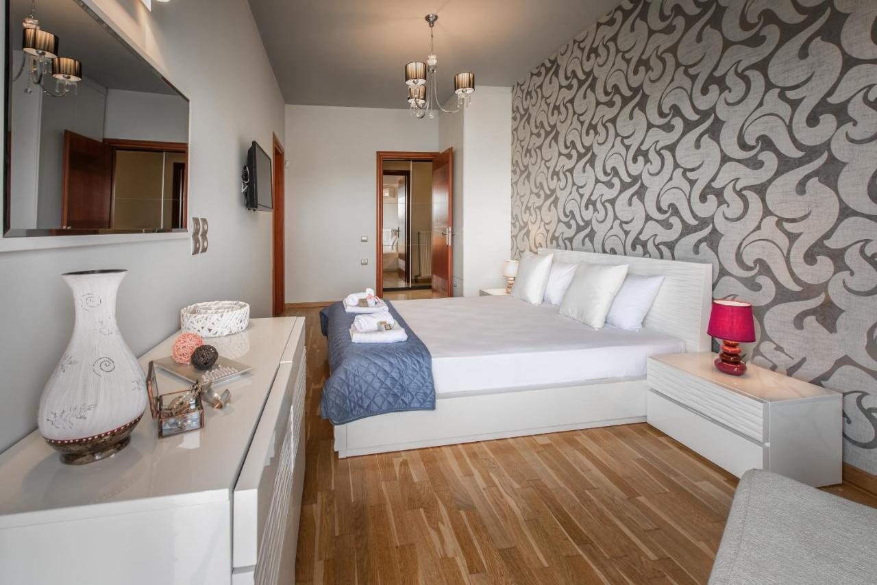Villa Astarte Villas - Istar Villa With Tennis Court