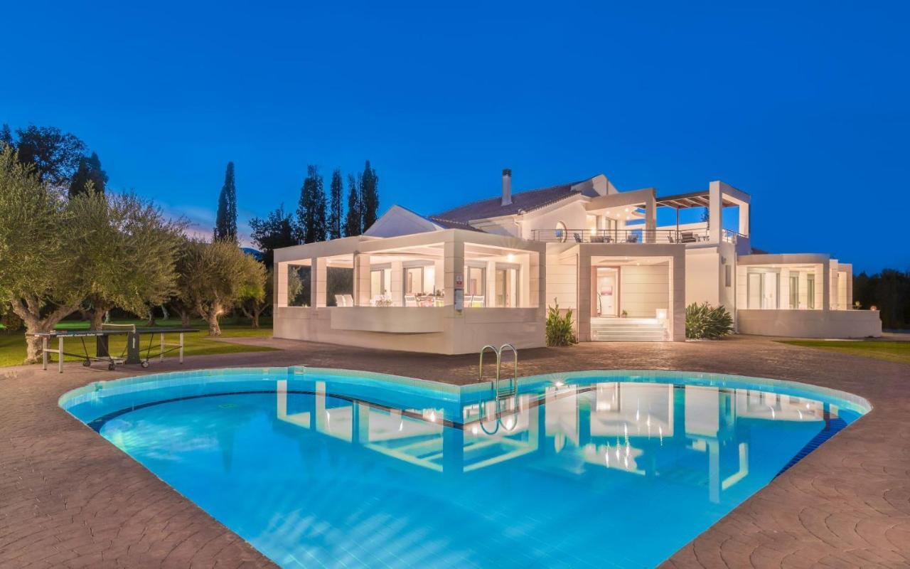Villa Astarte Villas - Istar Villa With Tennis Court Makhairadhon
