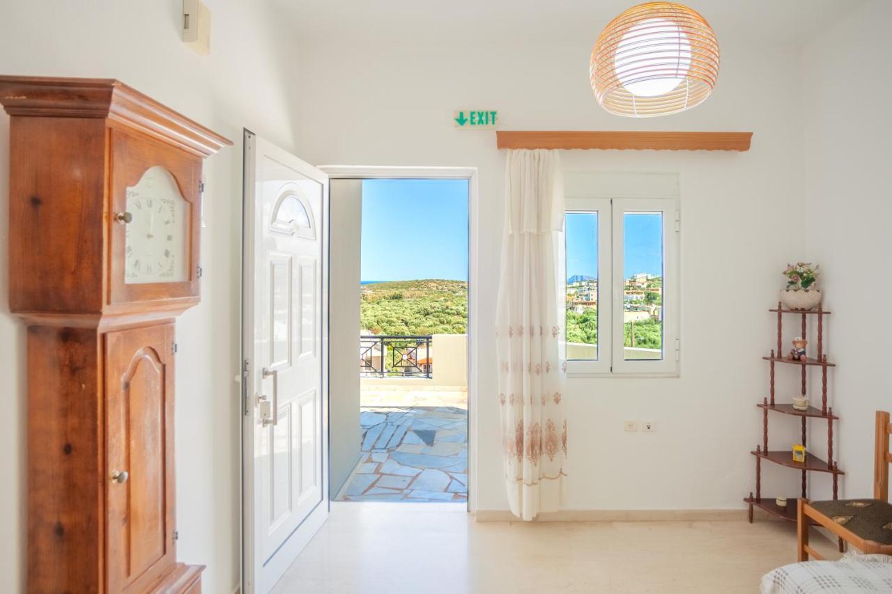 Aparthotel Kavousanos Istro