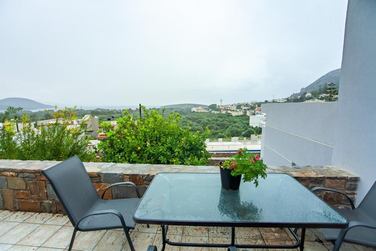 Aparthotel Kavousanos