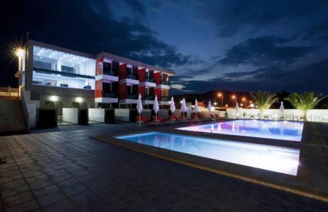 Thalassa Boutique Aparthotel 2*