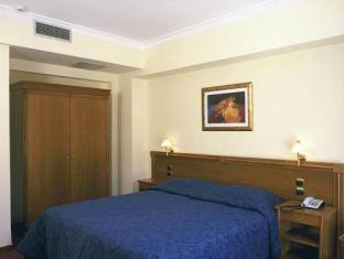 Ava And Hotel Athens