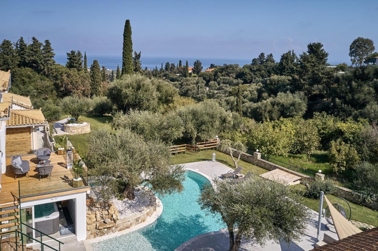 Castelletto Heated Pool Jacuzzi Villa Kypseli