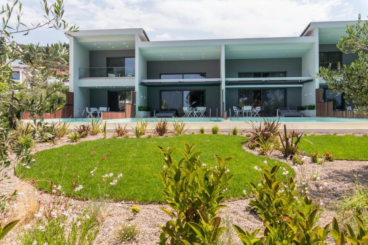 Lagomandra Luxury With Private Pools * Nikiti (Sithonia)