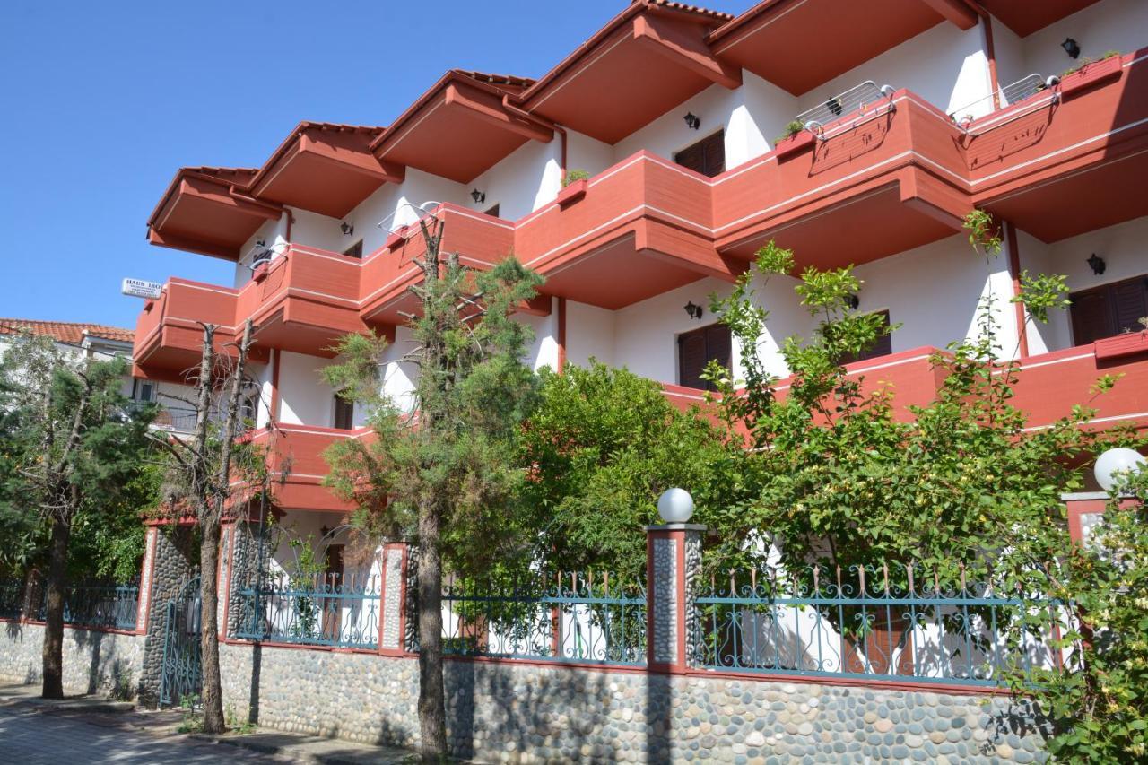 Iro Apartment