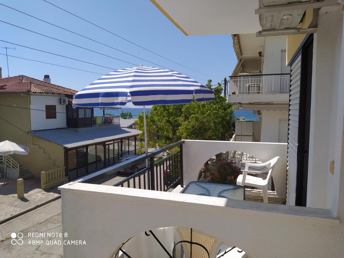 Hause Zorbas * Paralia Dionysiou