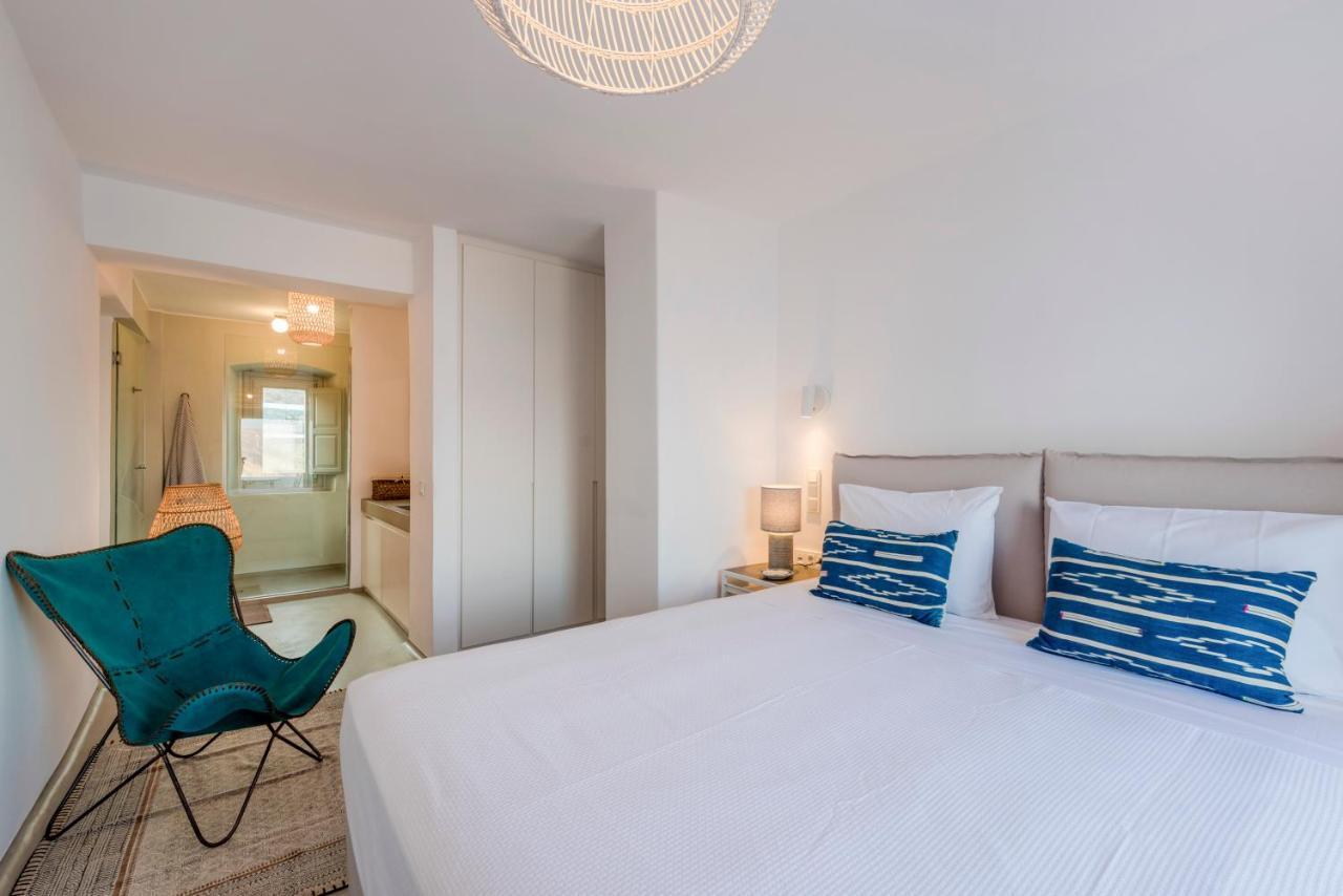 Bohemian Blue - 7 Bdrm - In 200m - Mg Villa